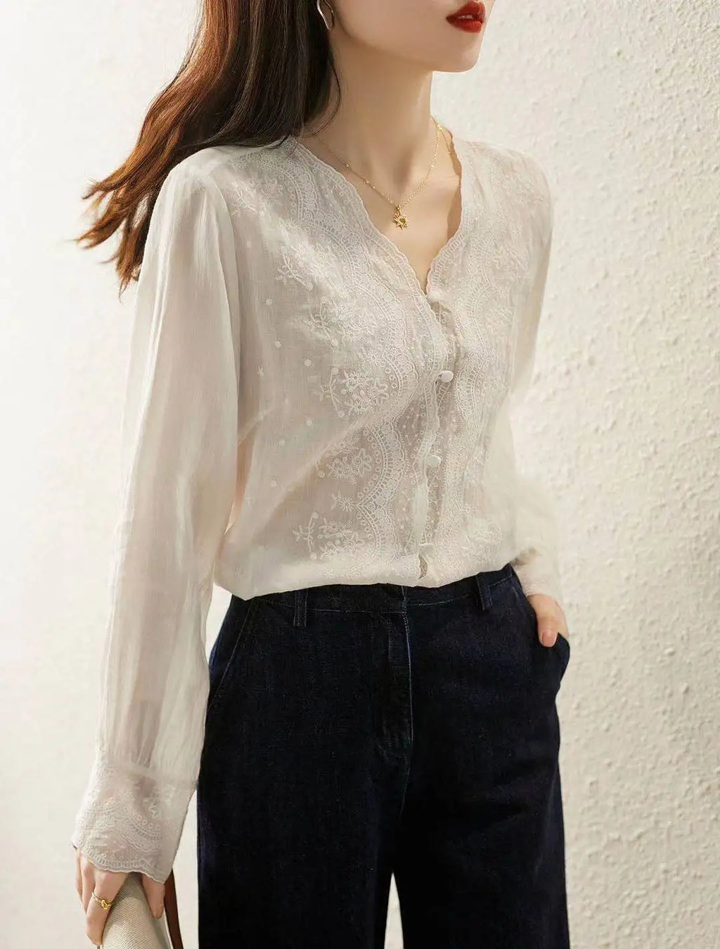 French Embroidery Flower Lace V Neck Linen Blouse Long Sleeve Loose Fit Elegant Sunscreen Shirt for Women Autumn Casual Top