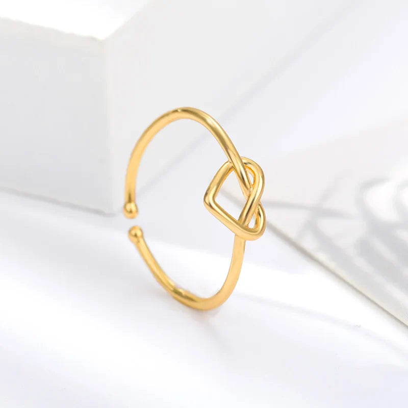 Stainless Steel Gold Heart Rings for Women Fashionable Couple Jewelry