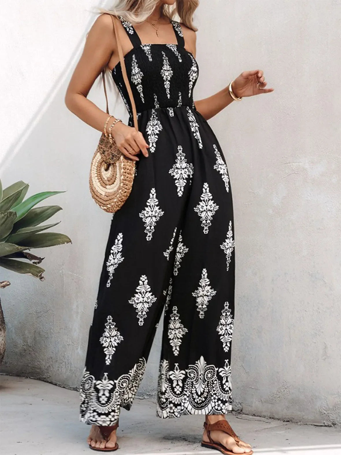 Woven Printed Wide Leg Jumpsuit for Women with Adjustable Straps and Functional Pockets Lightweight Commuter Spring and Summer Outfit