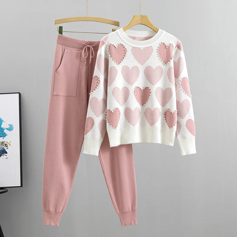 Chic Women Knit Sweater and Harem Pants Set with Embroidery Bead Heart Design