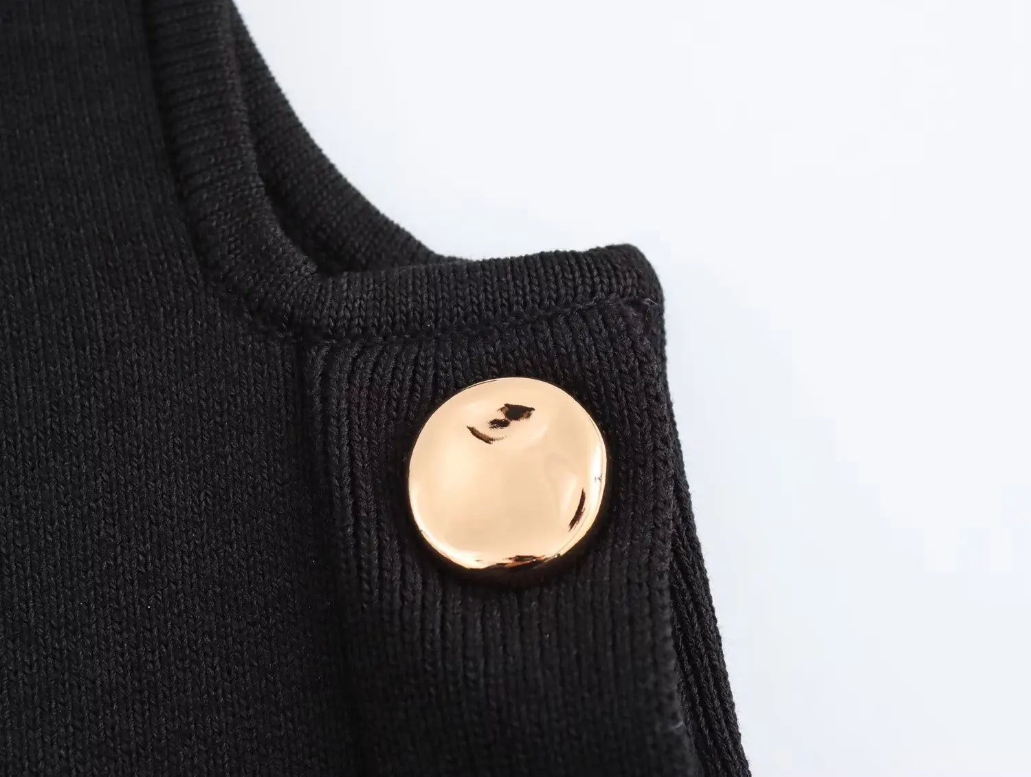 Elegant Sleeveless Dress and Vest Skirt Two-Piece Set with Stylish Long Pants for Modern Women