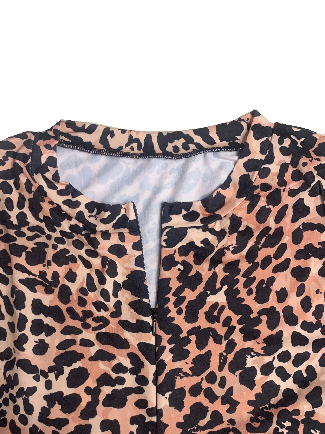 Leopard Print Jumpsuit Shorts With Long Sleeves And Zipper