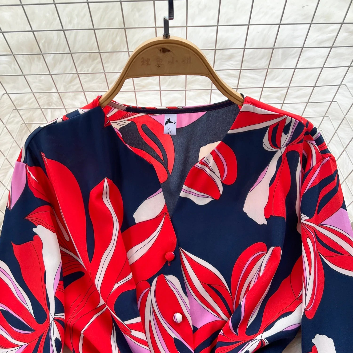 Women's Summer V-Neck Short Sleeve Lace-Up Waist Slim Fit Wide-Leg Printed Jumpsuit with Loose Straight Leg Design