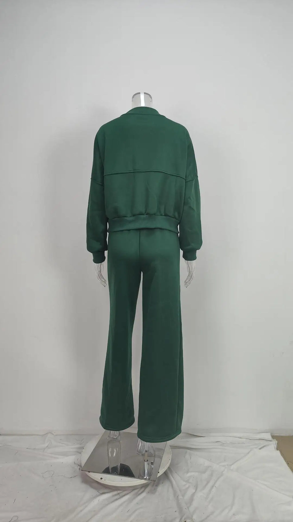 Women's Fleece-Lined Tracksuit Set with Hoodie and Casual Pants for Winter Comfort and Style