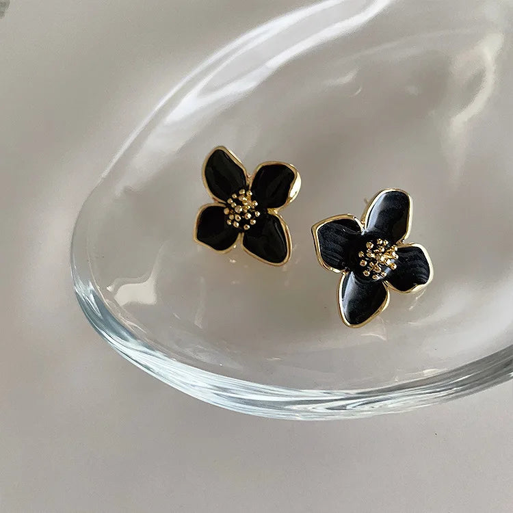 Vintage Flower Stud Earrings for Women Multi-Colored Fashion Jewelry Perfect for Parties and Weddings