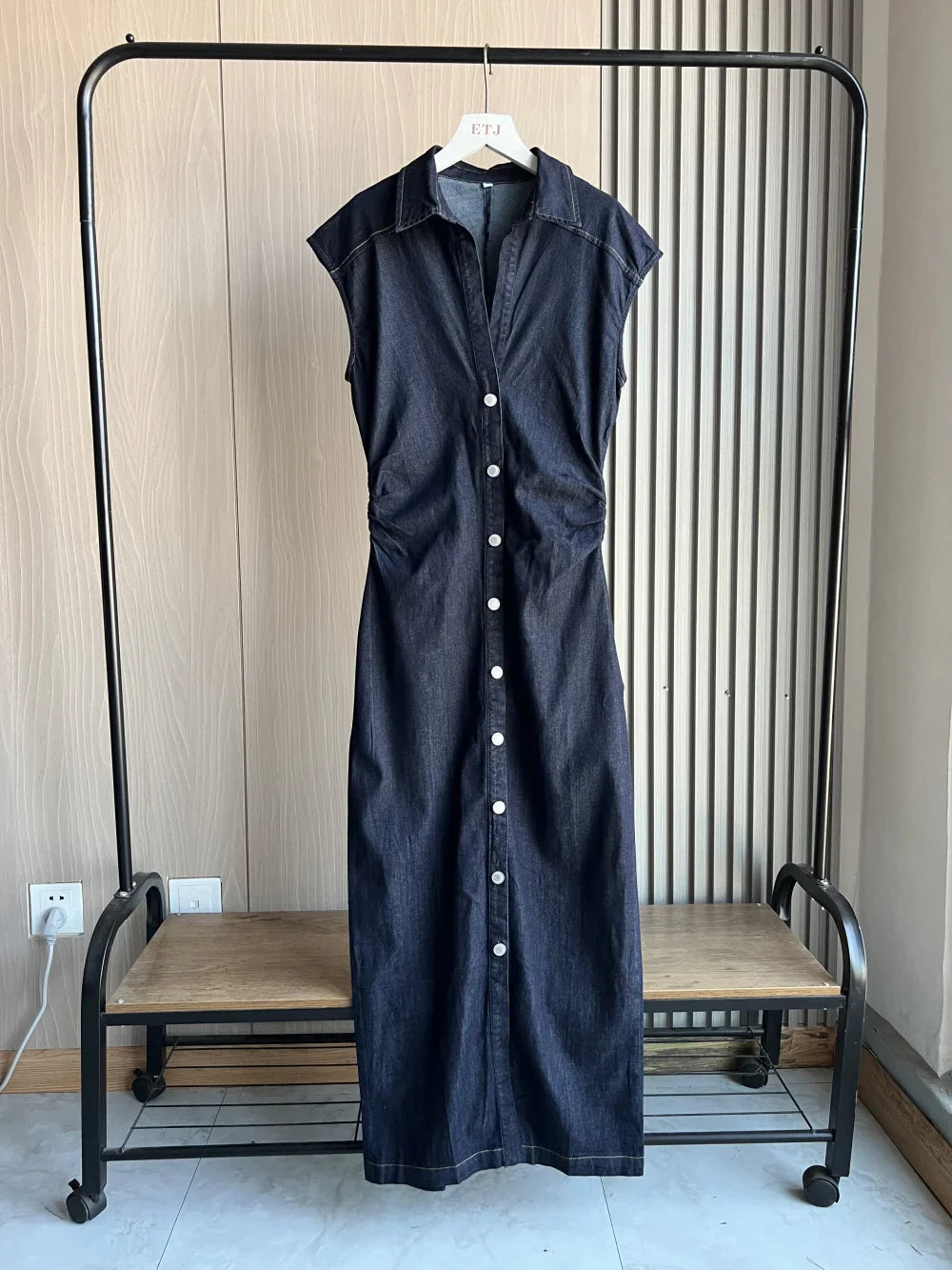 Fitted Denim Midi Shirt Dress With V Neck Long Sleeve