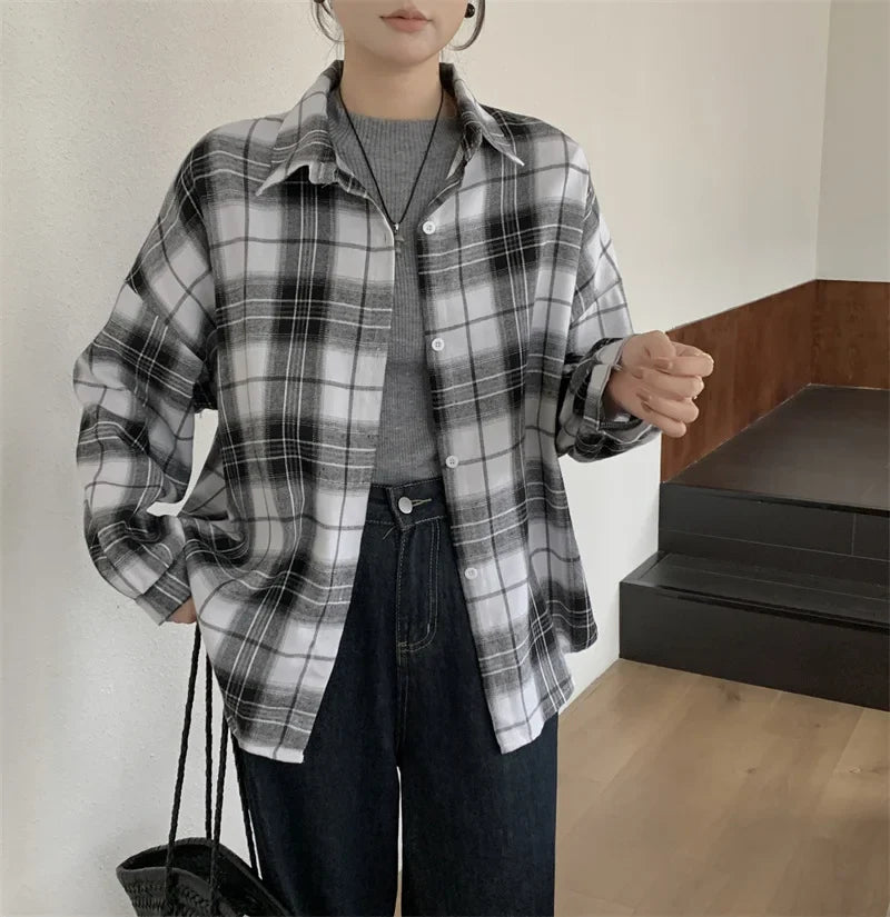 Oversized Button-Up Plaid Flannel Shirt for Women Casual Checkered Blouse Boyfriend Style Loose Fit Teen Girl Top