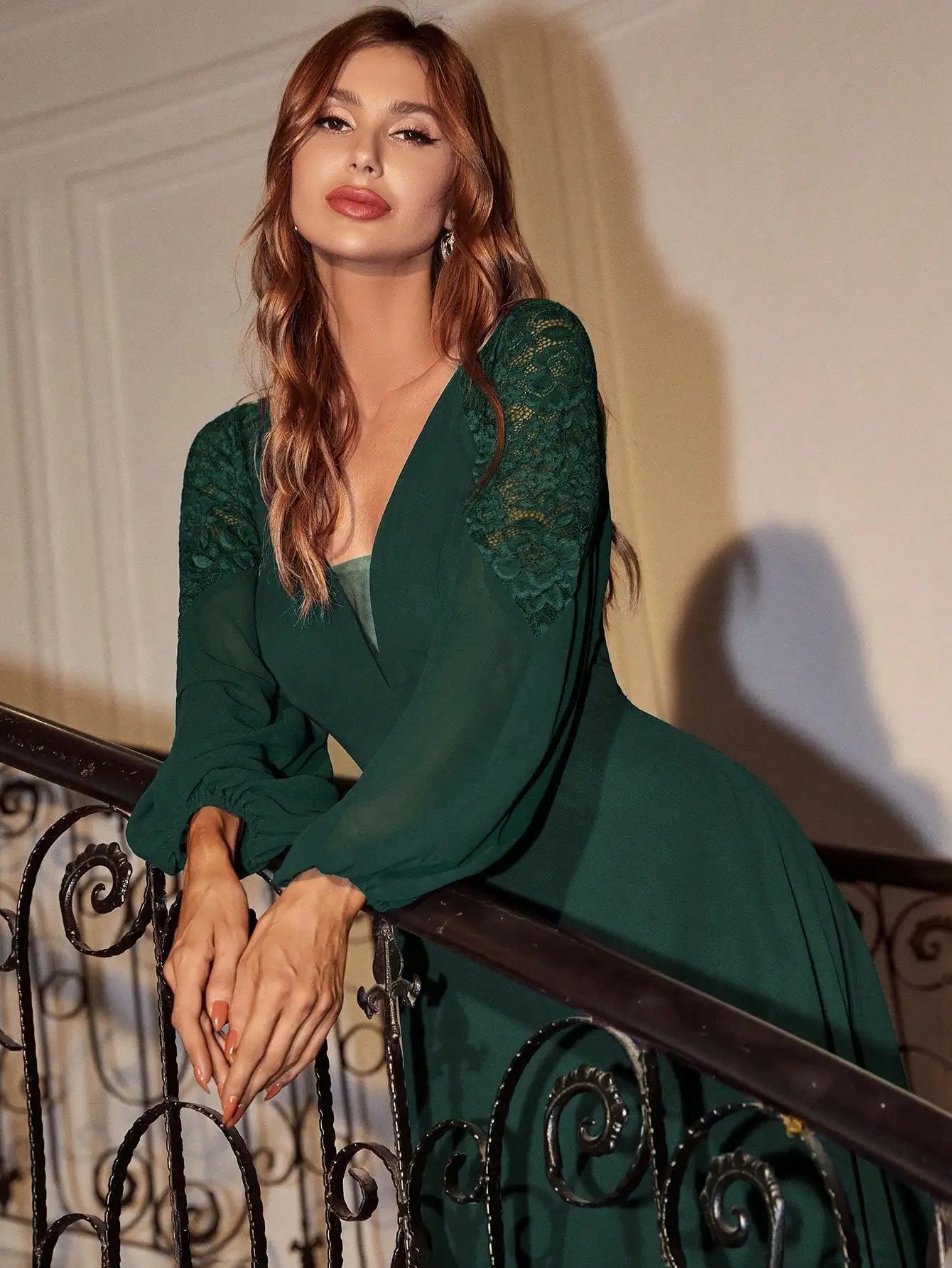 V Neck Chiffon Lace Patchwork Evening Ball Gown For Party