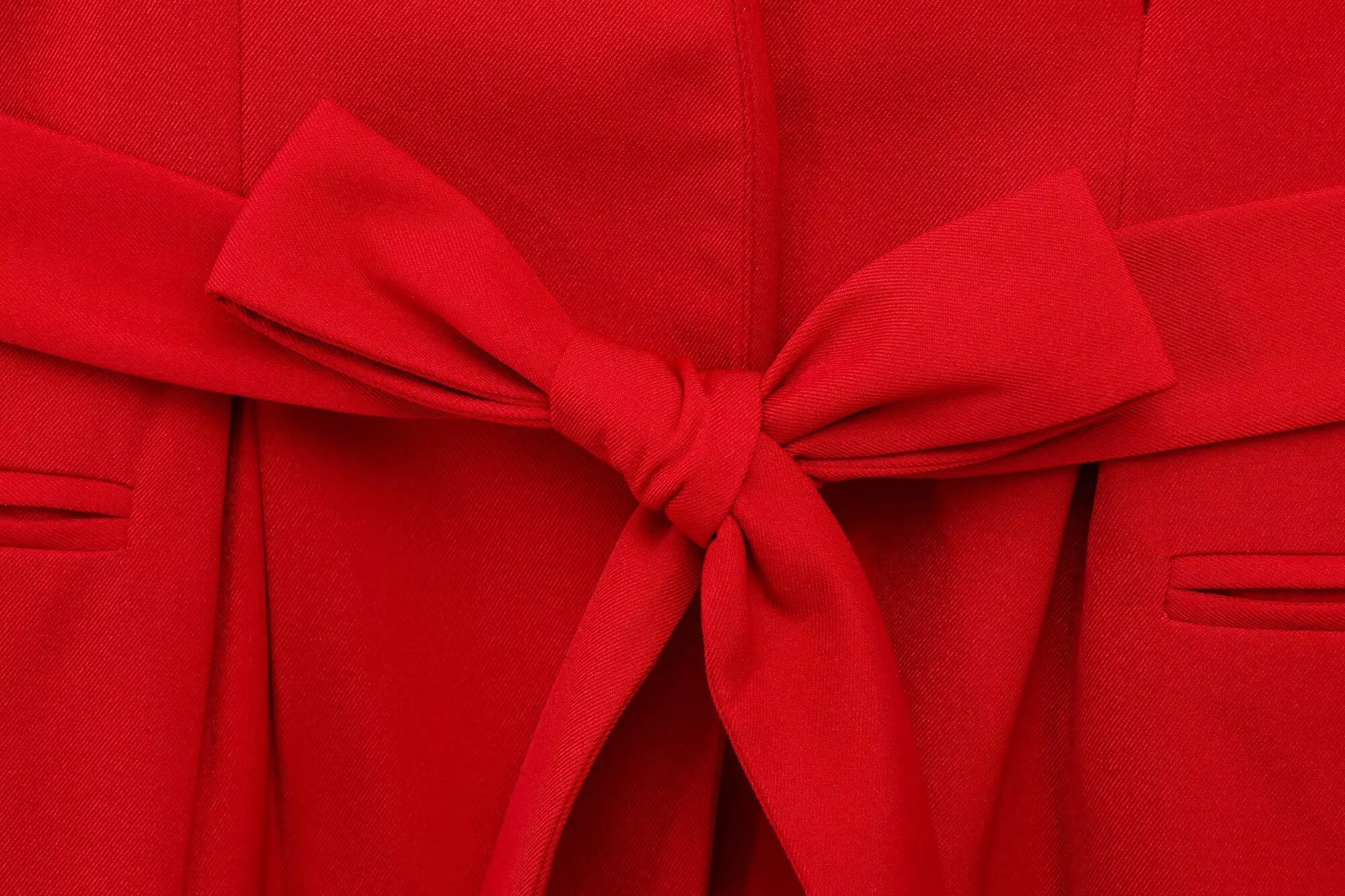 Elegant Red Belted Vest and Flared Pants Suit for Women Stylish and Versatile Two-Piece Outfit with Simple Chic Design