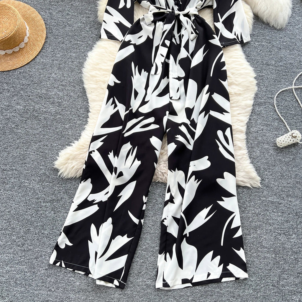 Women's Summer V-Neck Short Sleeve Lace-Up Waist Slim Fit Wide-Leg Printed Jumpsuit with Loose Straight Leg Design