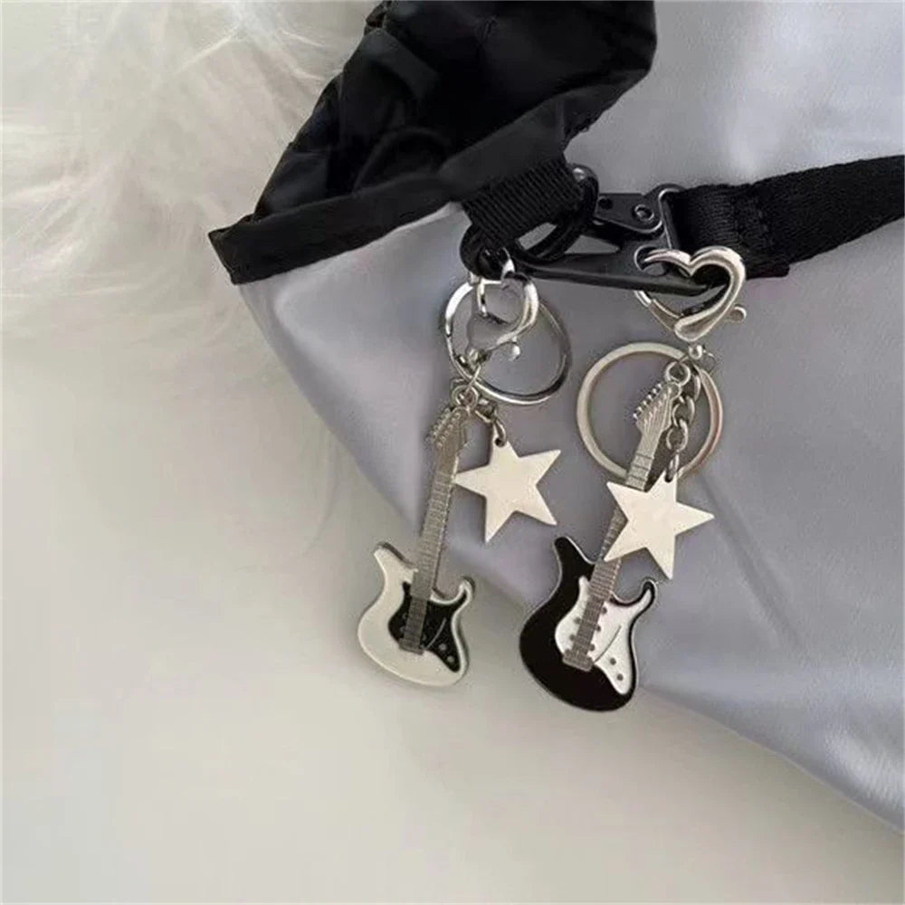 Guitar Love Heart Star Key Chain Trendy Fashion Pendant for Men and Women Rock Punk Vintage Accessories Gift