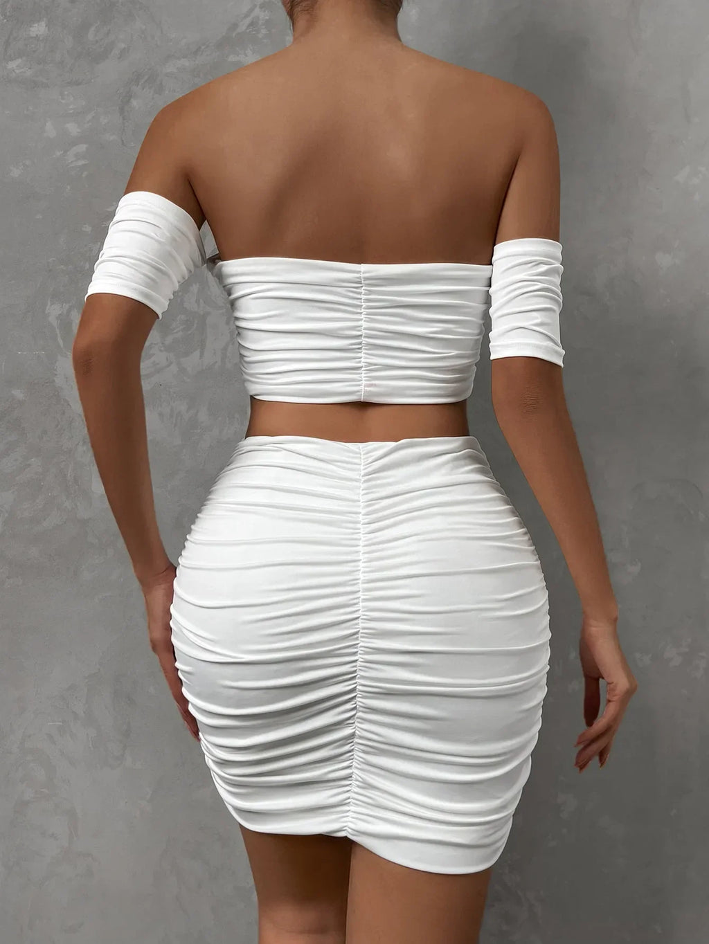 Fashionable Casual Women's Two-Piece Set with Short Sleeve Bodycon Skirt and Sexy Shoulder Cutouts Summer Outfit