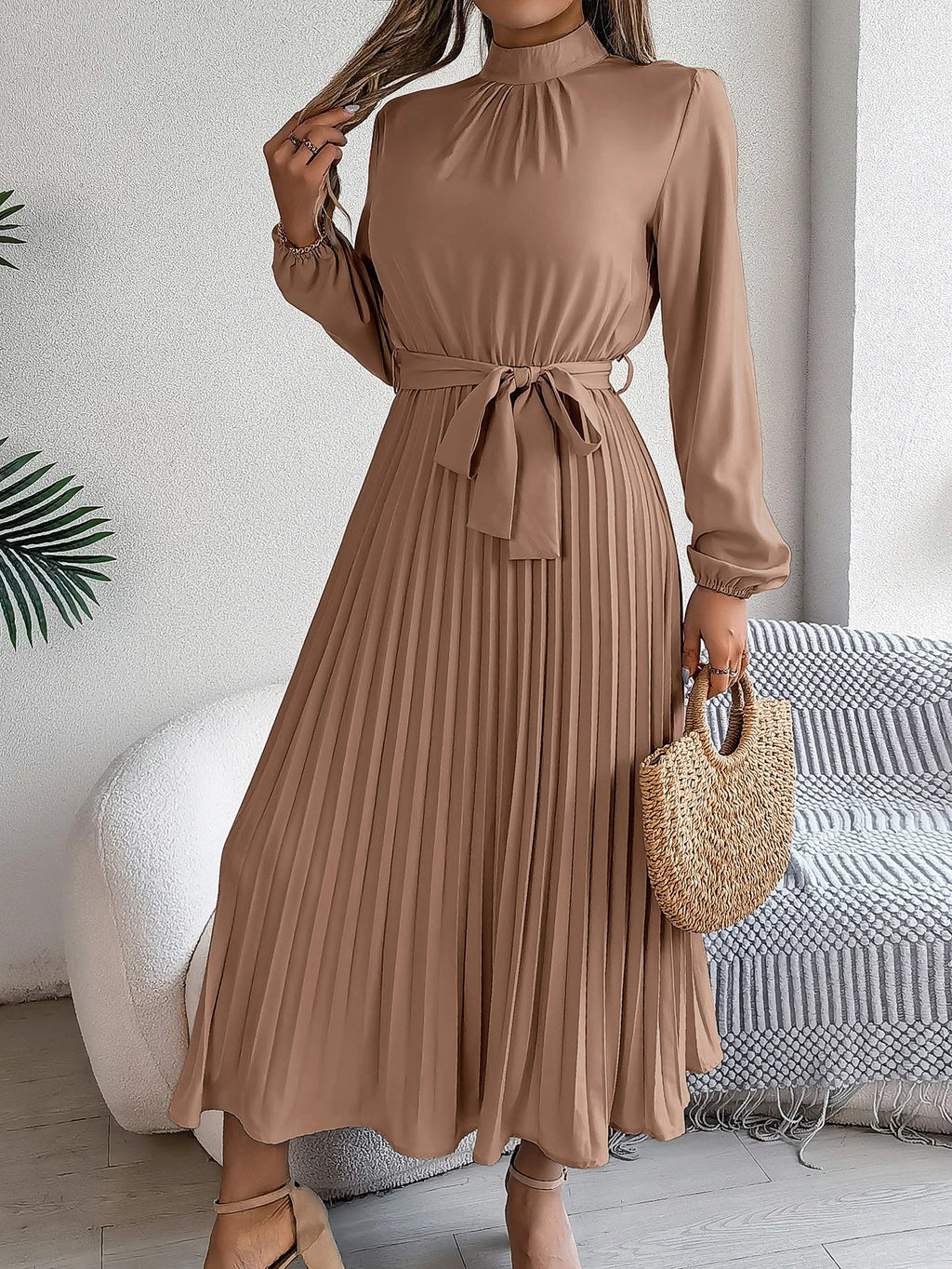 Elegant Pleated Lace Up Long Sleeve Maxi Dress For Spring