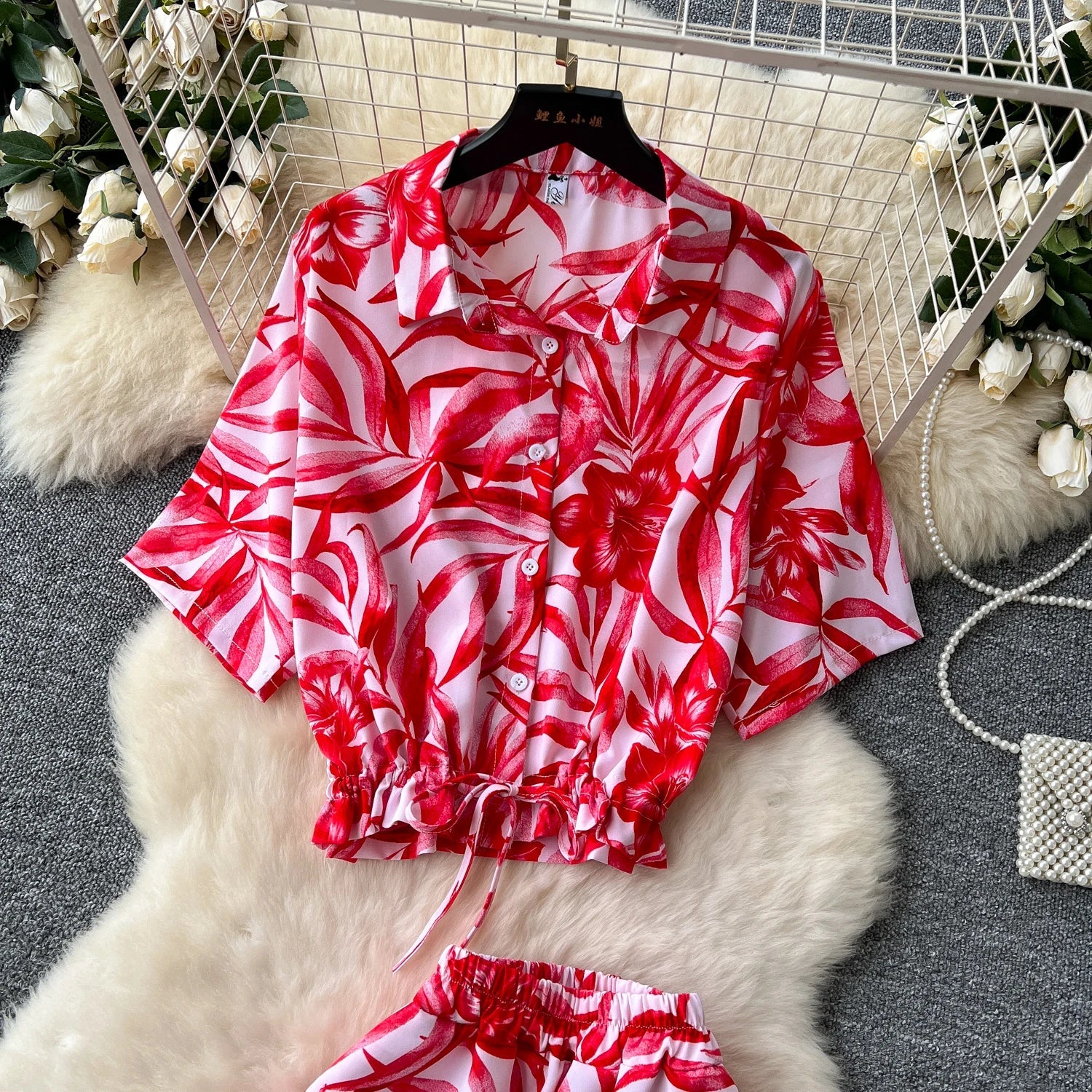 Summer Fashion Print Two Piece Set for Women with Loose Short Sleeve Tops and Elastic Waist Wide Leg Cropped Pants