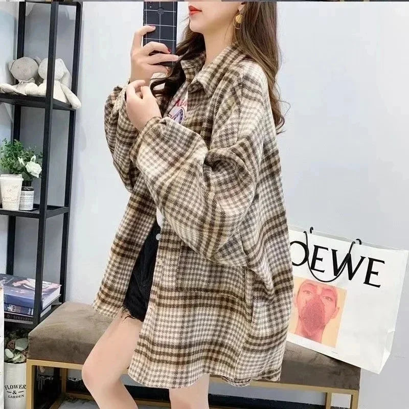 Women's Casual Blushed Flannel Shirt Long Sleeve Collared Button Down Plaid Blouse Fall Winter Vintage Top