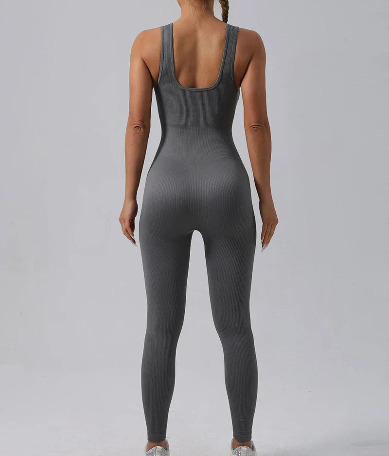Seamless High Stretch Yoga Jumpsuit for Women Lightweight Breathable Fitness Activewear with Contouring Design and Moisture Wicking Fabric