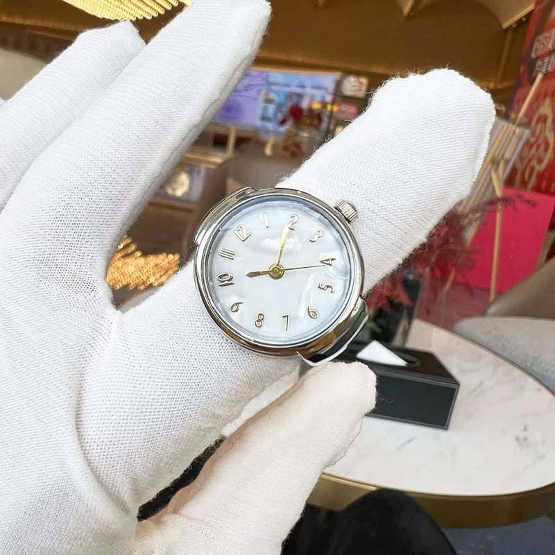 Fashion Ring Watch Unisex Quartz Jewelry with Clear Numbers Ideal Gift for Couples