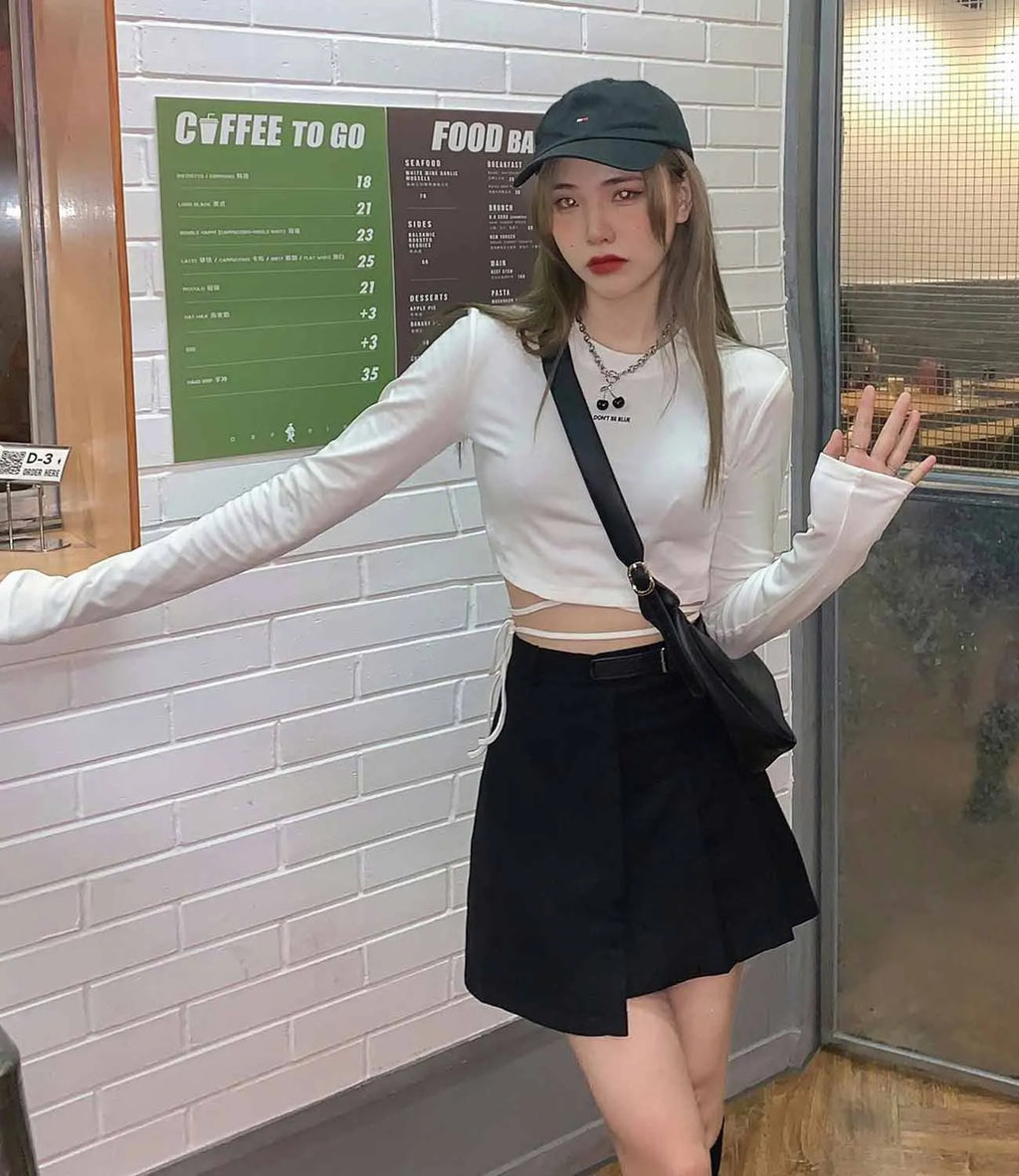 Long Sleeve Women's Crop Top Stylish Bandage Design for Spring Fashion