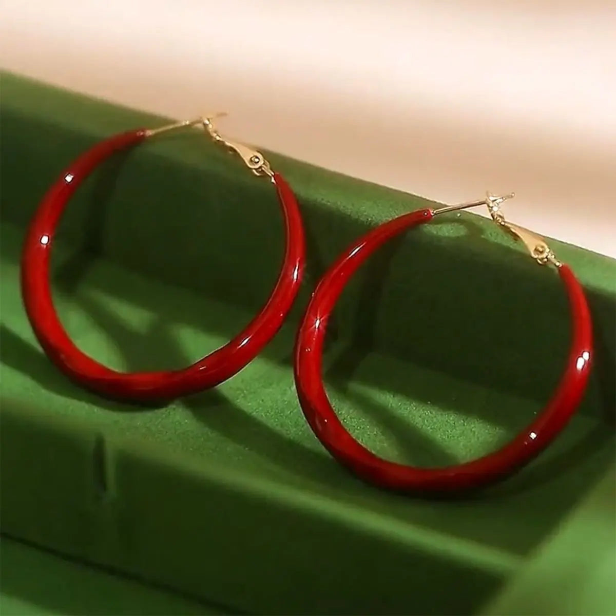 Exquisite Big Red Circle Earrings for Women - Niche Fashion Jewelry