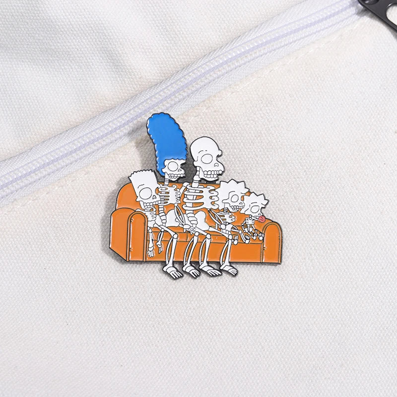 Animated Punk Skull Enamel Brooch Funny Cartoon Metal Pin for Backpack and Lapel Accessories Gift