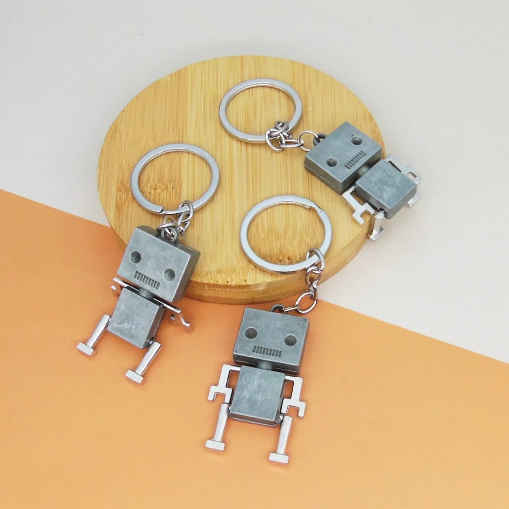 Creative Movable Robot Keychain Cute Cartoon Pendant for Fun and Playful Accessory