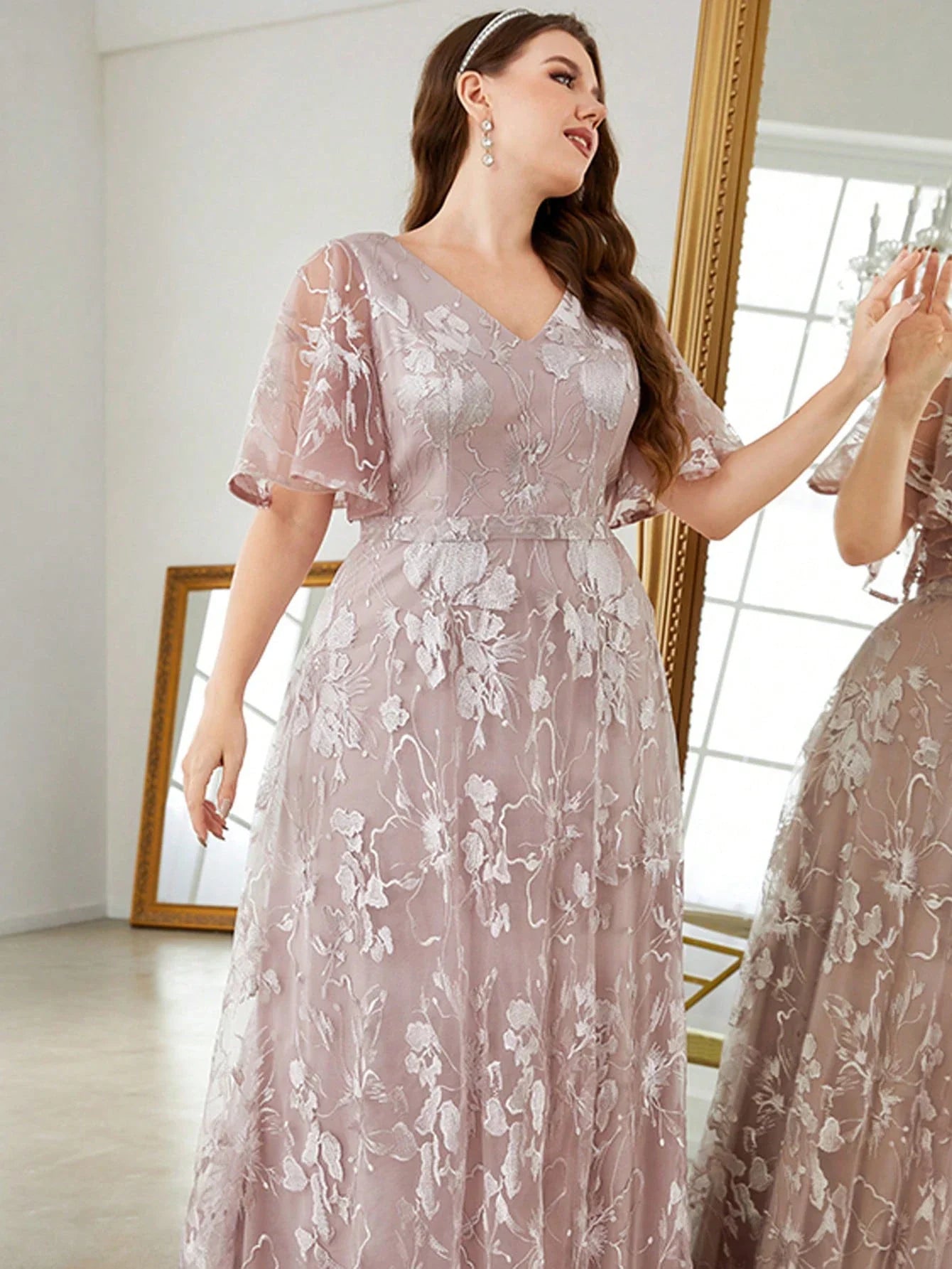 V Neck Lace Embroidered Dress With Large Flared Sleeves
