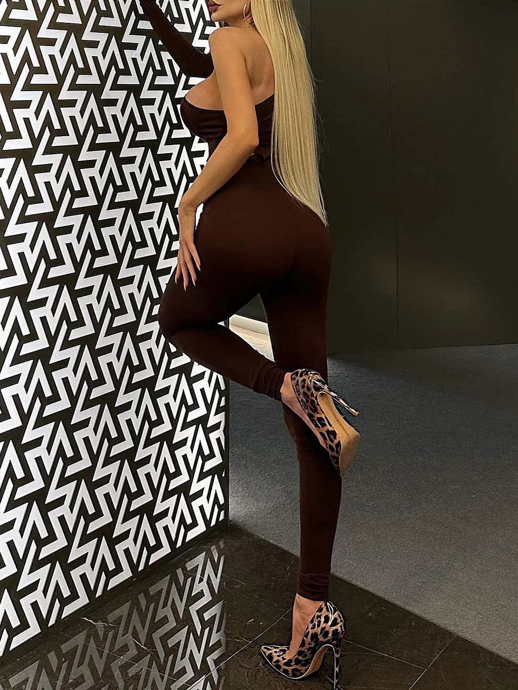 Women's Sexy Backless Halter Neck Sleeveless Tight Fit Long Jumpsuit Elegant Evening Romper