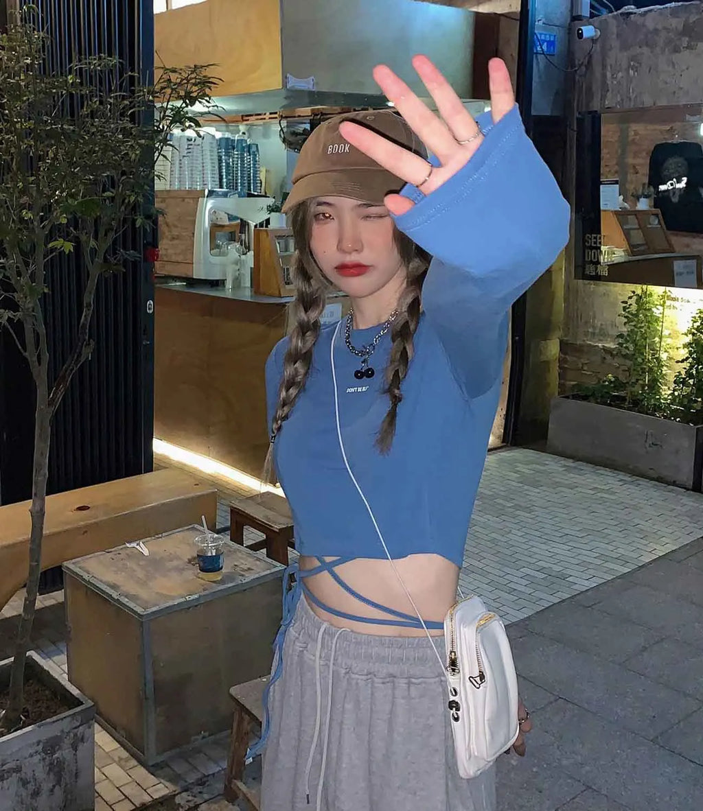 Long Sleeve Women's Crop Top Stylish Bandage Design for Spring Fashion