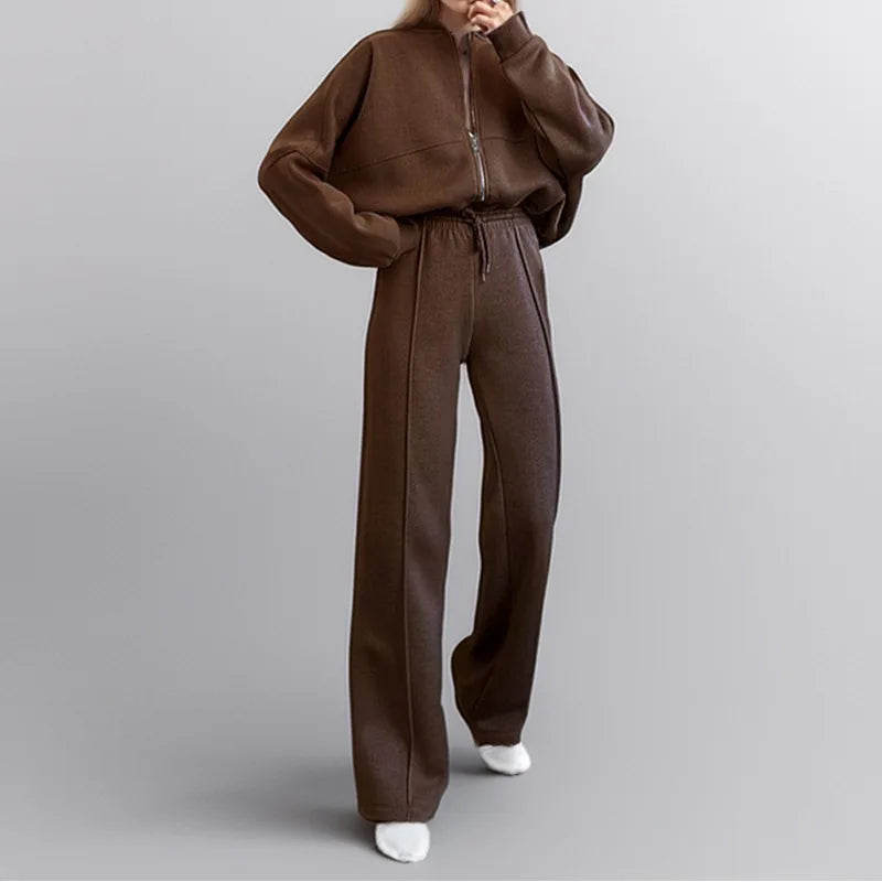 Women's Fleece-Lined Tracksuit Set with Hoodie and Casual Pants for Winter Comfort and Style