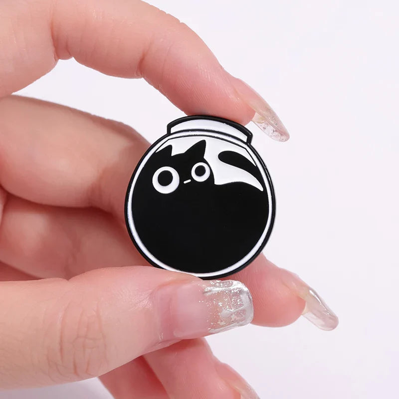Cute Cat Enamel Pins Set of 4 to 6 Black Fluid Cat Brooches Lapel Badges Unique Animal Jewelry Gift