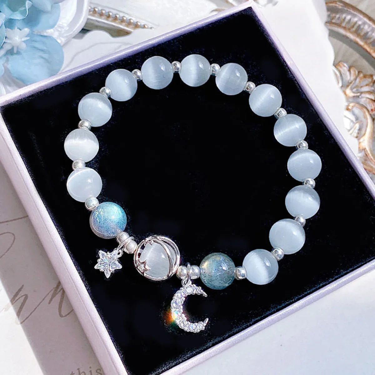 Starry Cat's Eye Stone Bracelet for Women with Grey Moonlight Star Crystal Design