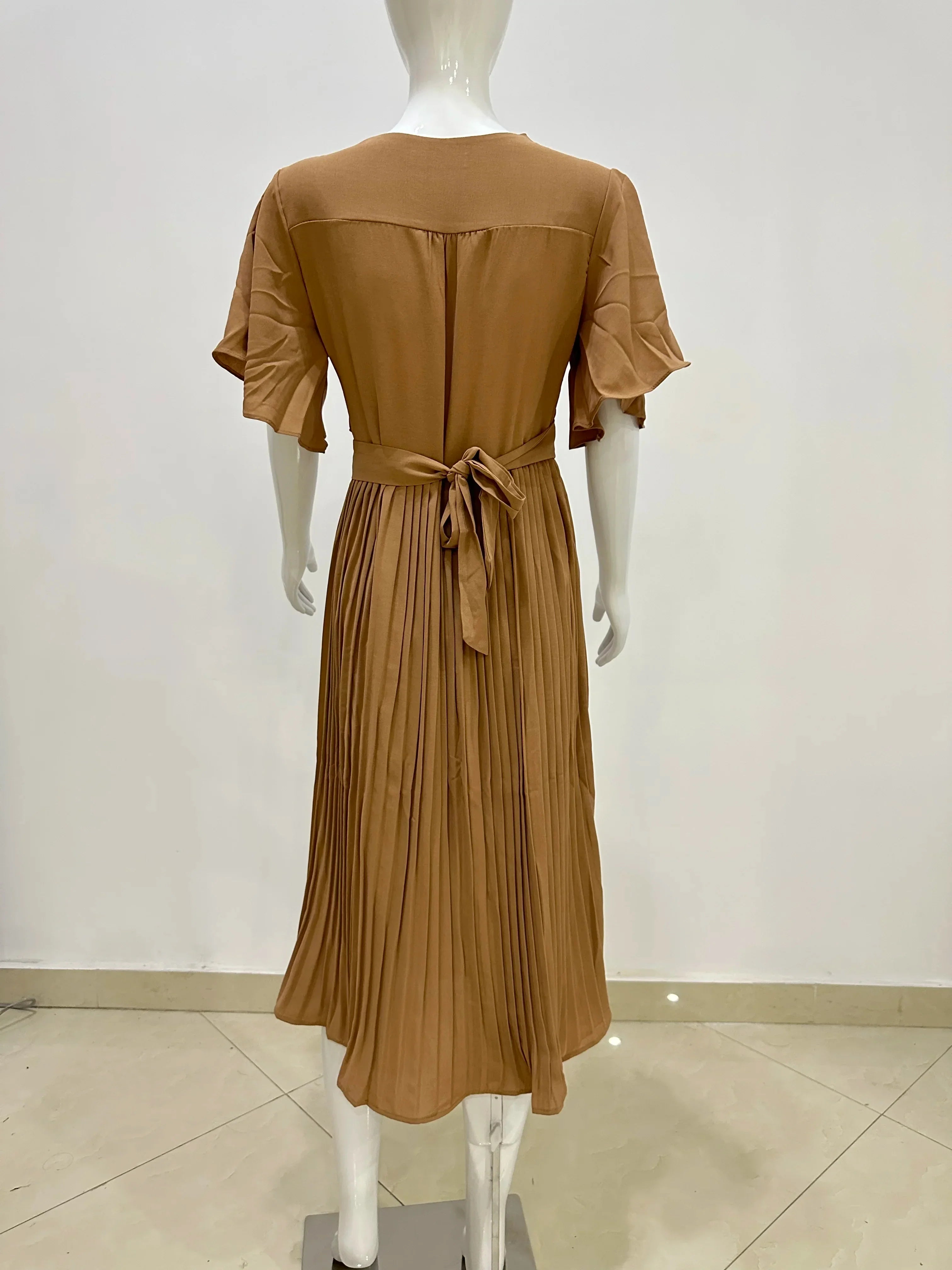 Summer V-Neck Pleated Dress With Lace Up Waist Long Skirt