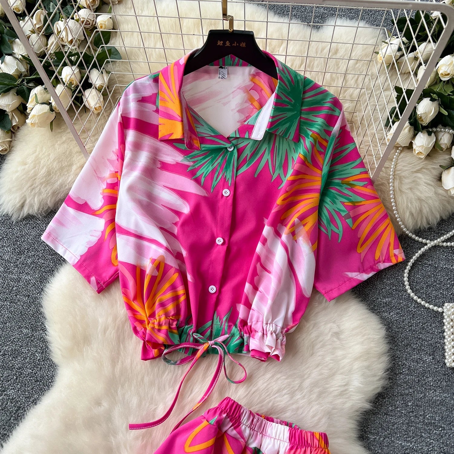 Summer Fashion Print Two Piece Set for Women with Loose Short Sleeve Tops and Elastic Waist Wide Leg Cropped Pants