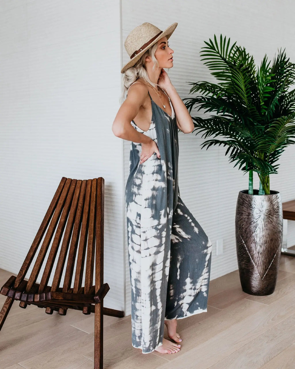 Women's Sexy Suspender Jumpsuit with Wide Leg Pants Elegant Chic Sleeveless Romper