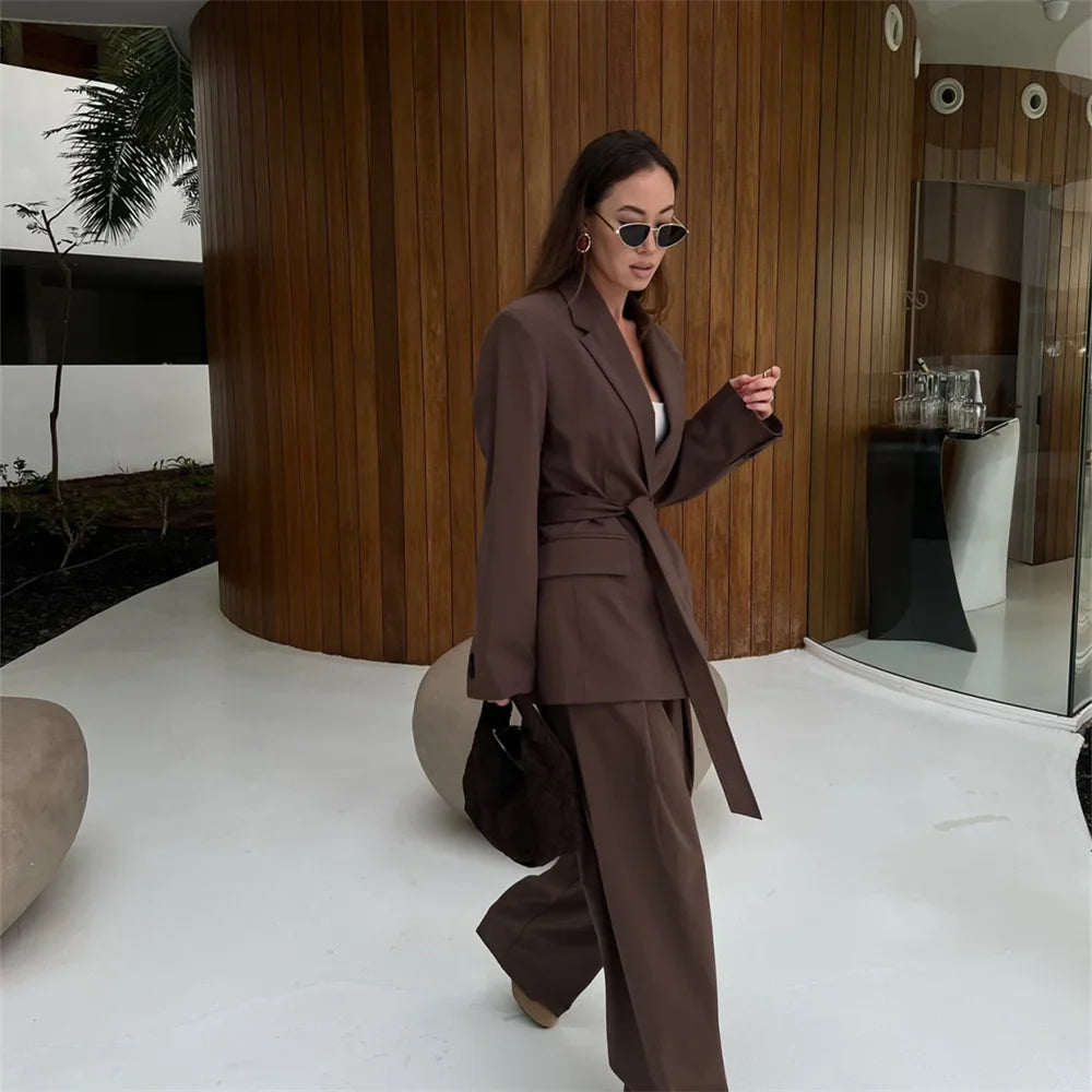 Elegant Women's Casual Suit Jacket and Pants Set with Belt for Stylish Office and Leisure Wear