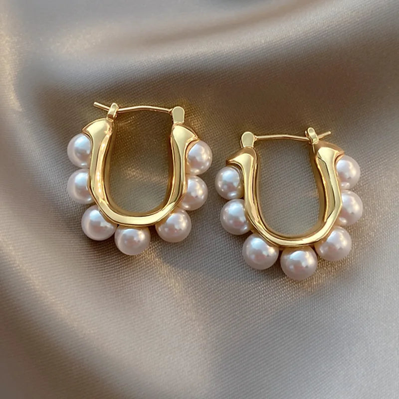 Elegant Gold U-shaped Hoop Earrings with Imitation Pearls for Weddings and Parties