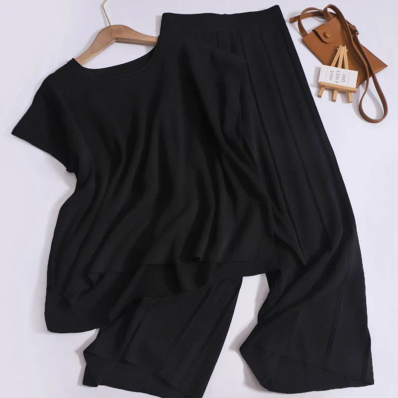 Women Chic Summer Loose Camisole Top and Wide Leg Pants Set with Raglan Sleeves and Pleated Design
