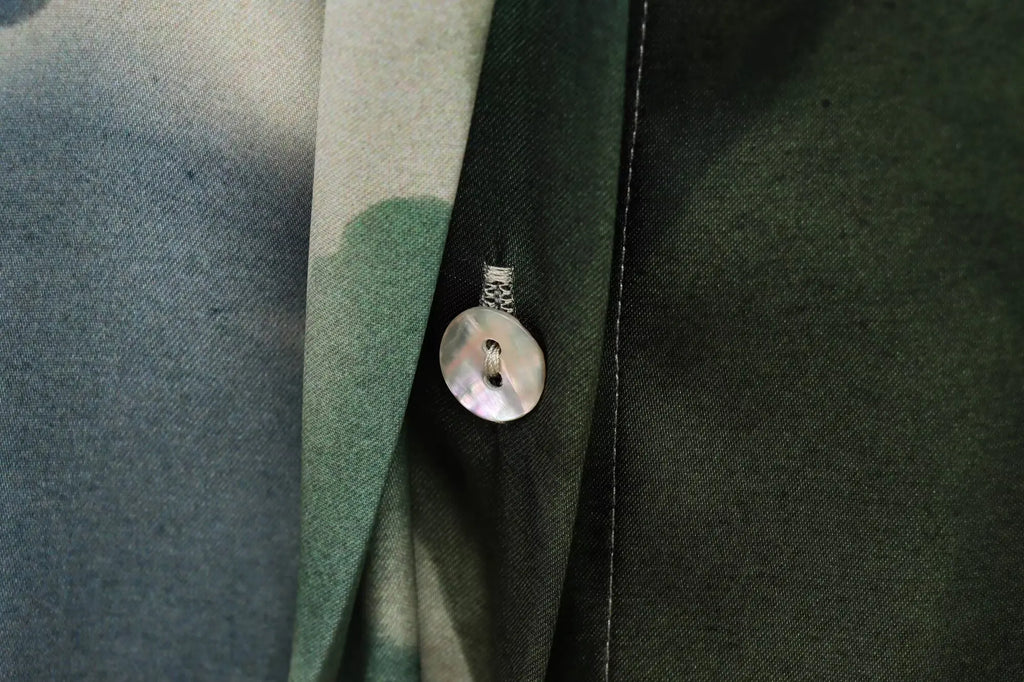 Elegant Printed Silk Satin Lapel Long Sleeve Shirt for Women with Soft Texture and Stylish Fit