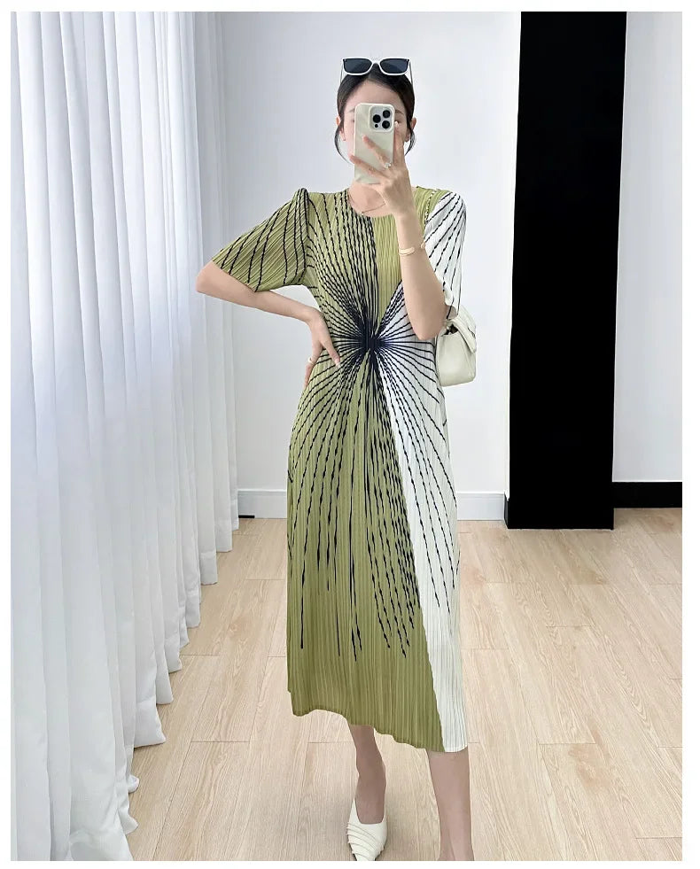 Women Pleated Dress Black White Print O Neck Short Sleeve