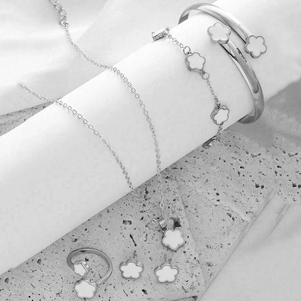 5pcs Women's Flower Jewelry Set with Bracelet Necklace Earrings and Ring