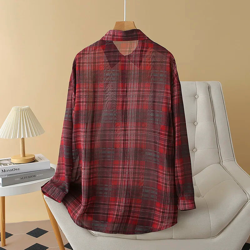 Breezy Oversized Plaid Shirt for Women Long Sleeve Collared Button-Down Blouse Casual Spring Summer Boyfriend Style Top