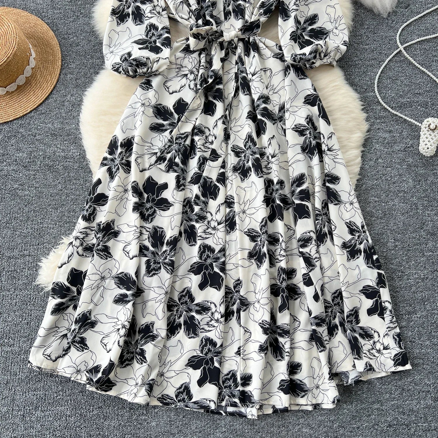 Boho Floral Print Pleated Maxi Dress With Puff Sleeves Belt