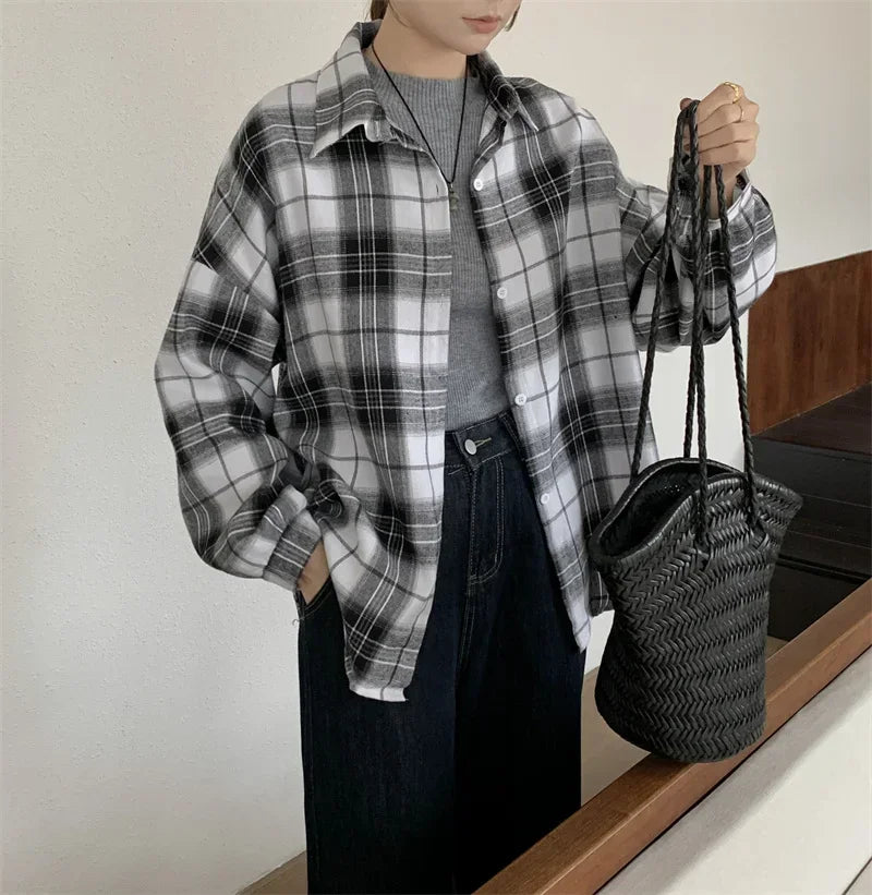 Oversized Button-Up Plaid Flannel Shirt for Women Casual Checkered Blouse Boyfriend Style Loose Fit Teen Girl Top