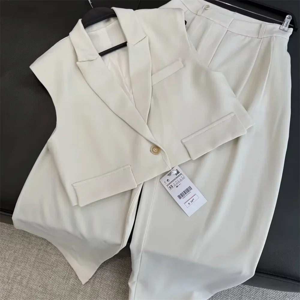 Fashionable Flip Cover Short Vest and Wide Leg Long Pants Set for Effortless Style