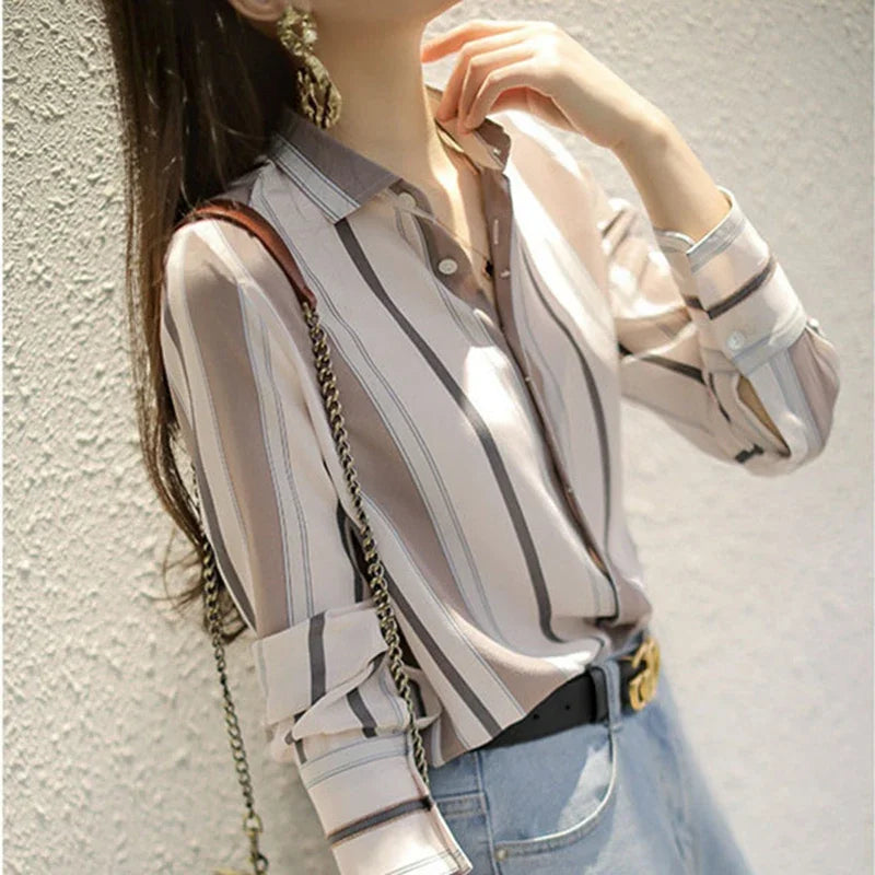 Striped Long Sleeve Women's Shirt Vintage-Inspired Loose Fit Casual Blouse Lightweight Tops for Spring and Everyday Wear