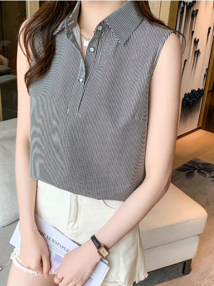 Sleeveless Casual Striped Blouse for Women Lightweight Office Blouse Basic Summer Top with Comfortable Fit