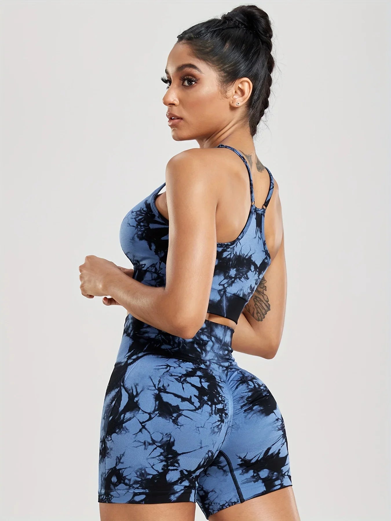 2-Piece Women Tie-Dye Sports Shorts and Crop Top Set Breathable Athletic Workout Gym Outfit Perfect for Yoga Fitness and Biking