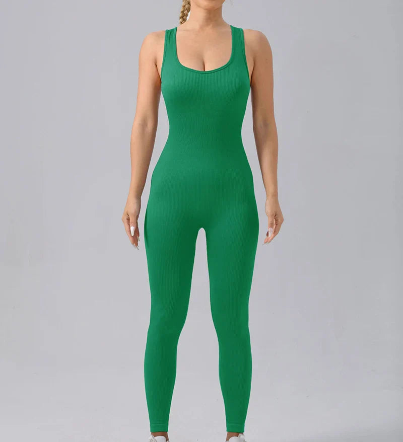Seamless High Stretch Yoga Jumpsuit for Women Lightweight Breathable Fitness Activewear with Contouring Design and Moisture Wicking Fabric