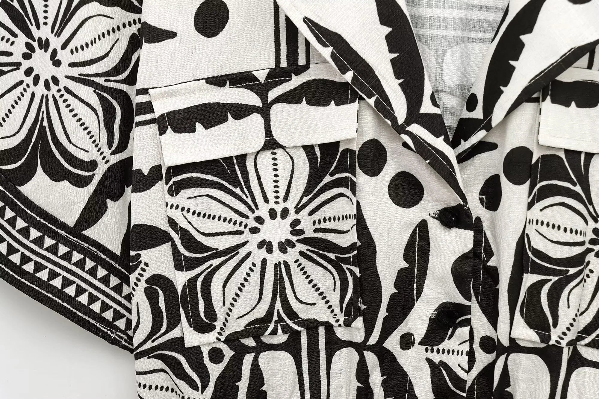 Slim Fit Printed Cuban Collar Jumpsuit Shorts for Women Casual Vacation Style Summer Wear