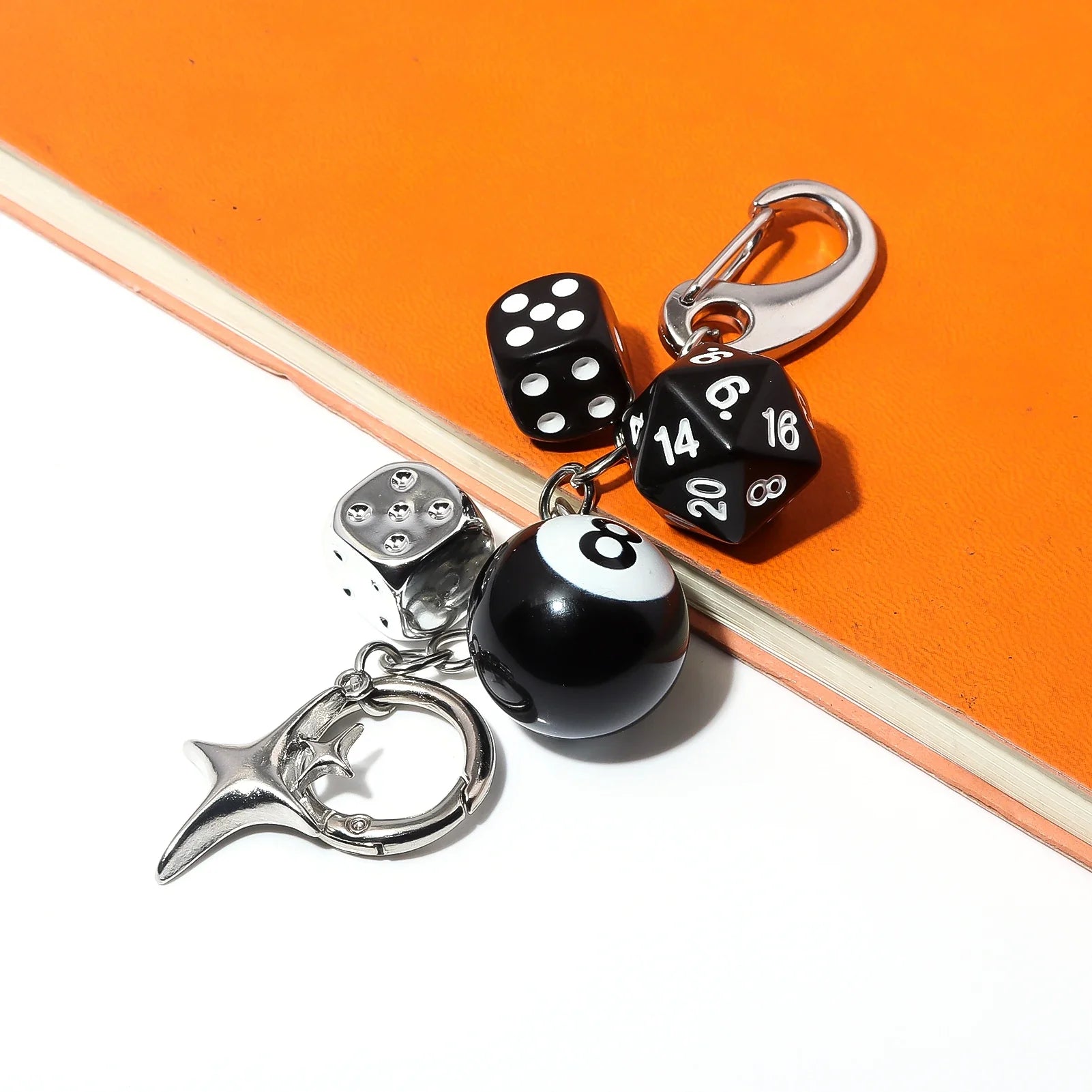 Black Dice Billiards Keychain Hiphop Lucky Dice Pendant Bag Charm Punk Jewelry Accessories